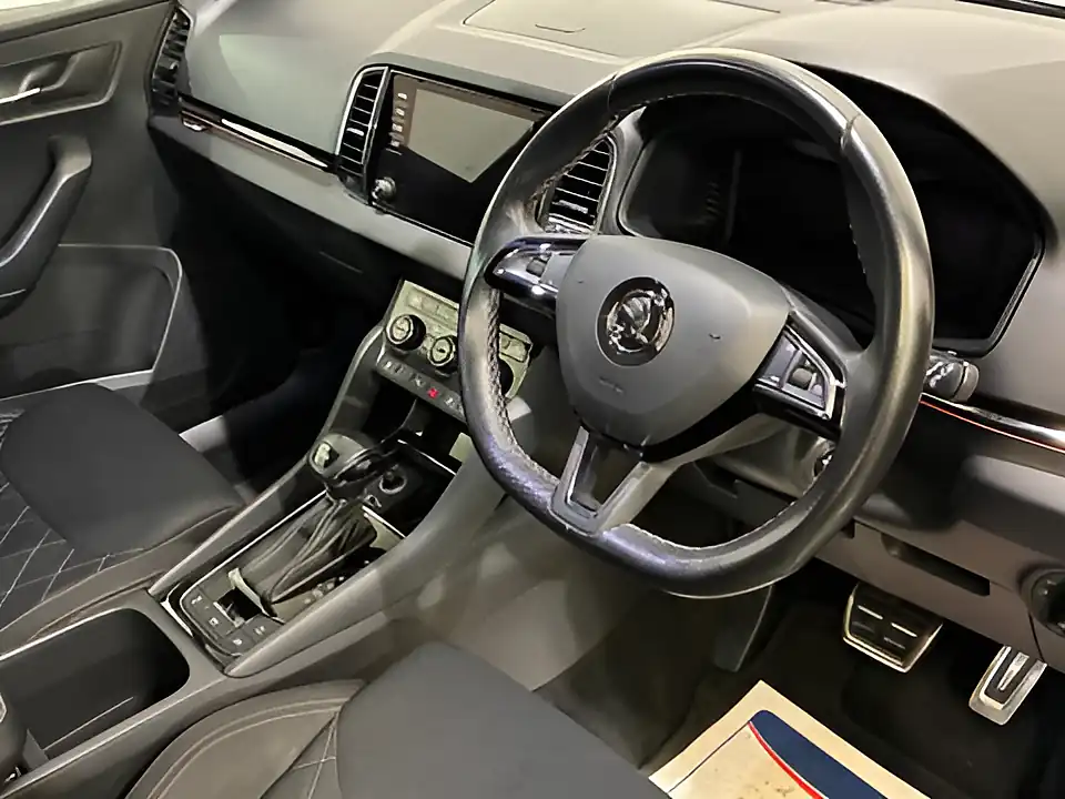 Used 2020 Skoda Karoq Sportline Black - Interior and Exterior details 3