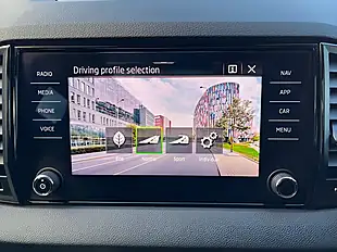 Used 2020 Skoda Karoq Sportline White - Interior and Exterior details 14
