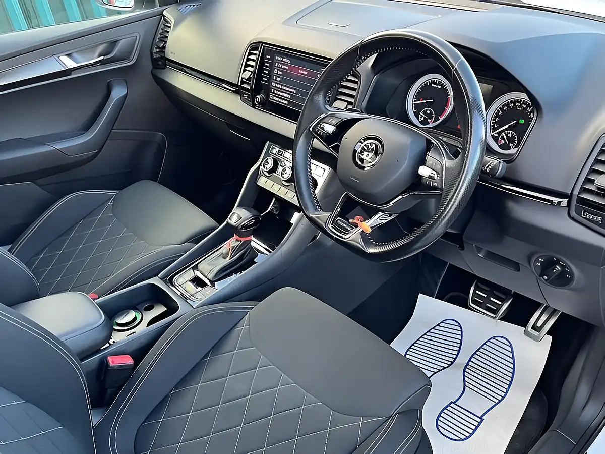 Used 2020 Skoda Karoq Sportline White - Interior and Exterior details 15
