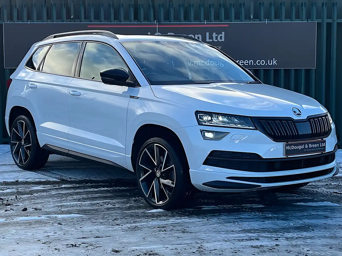 Used 2020 Skoda Karoq Sportline White - Interior and Exterior details 8