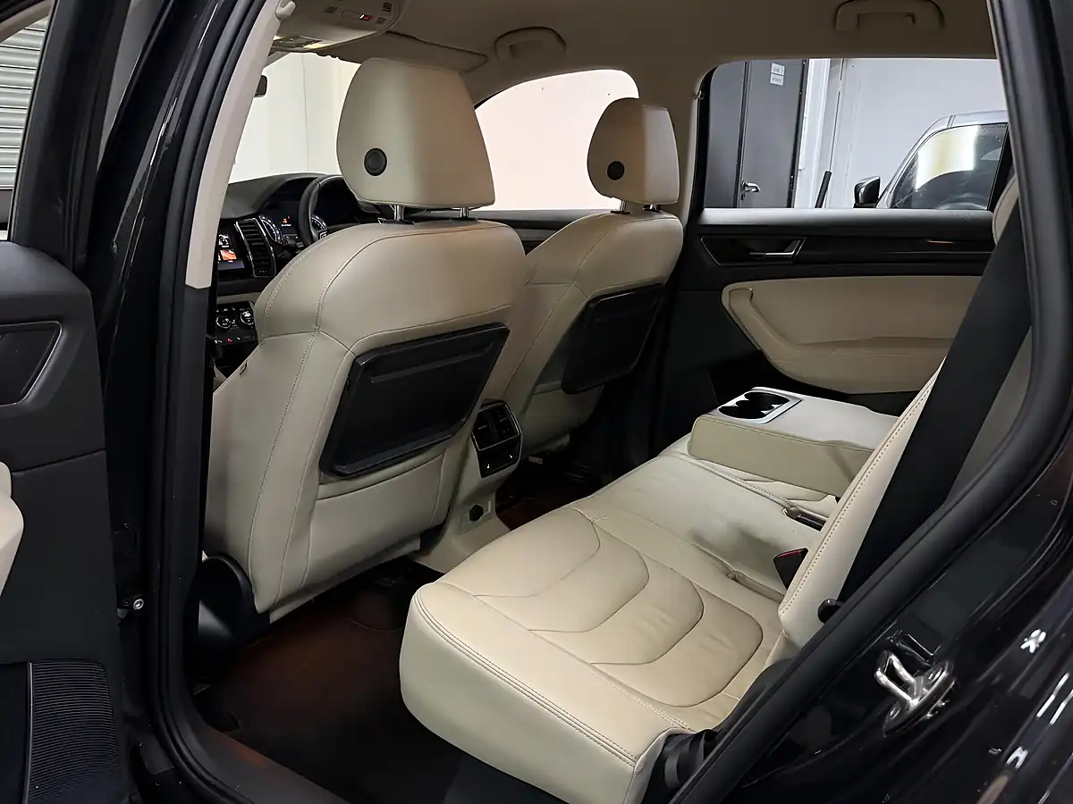Used 2020 Skoda Kodiaq Edition Black - Interior and Exterior details 17
