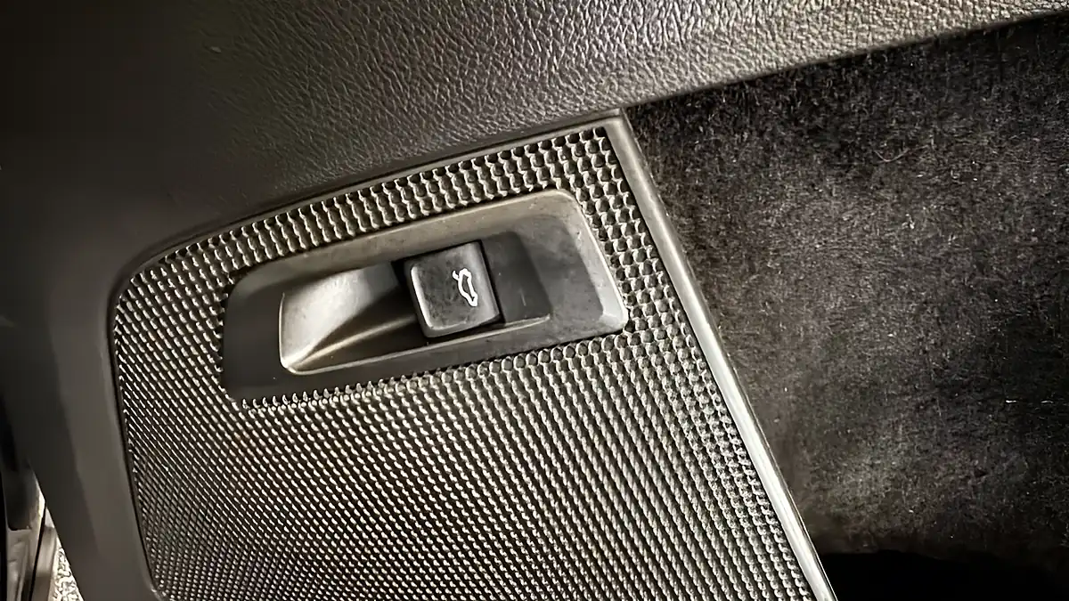 Used 2020 Skoda Kodiaq Laurin & Klement Black - Interior and Exterior details 20