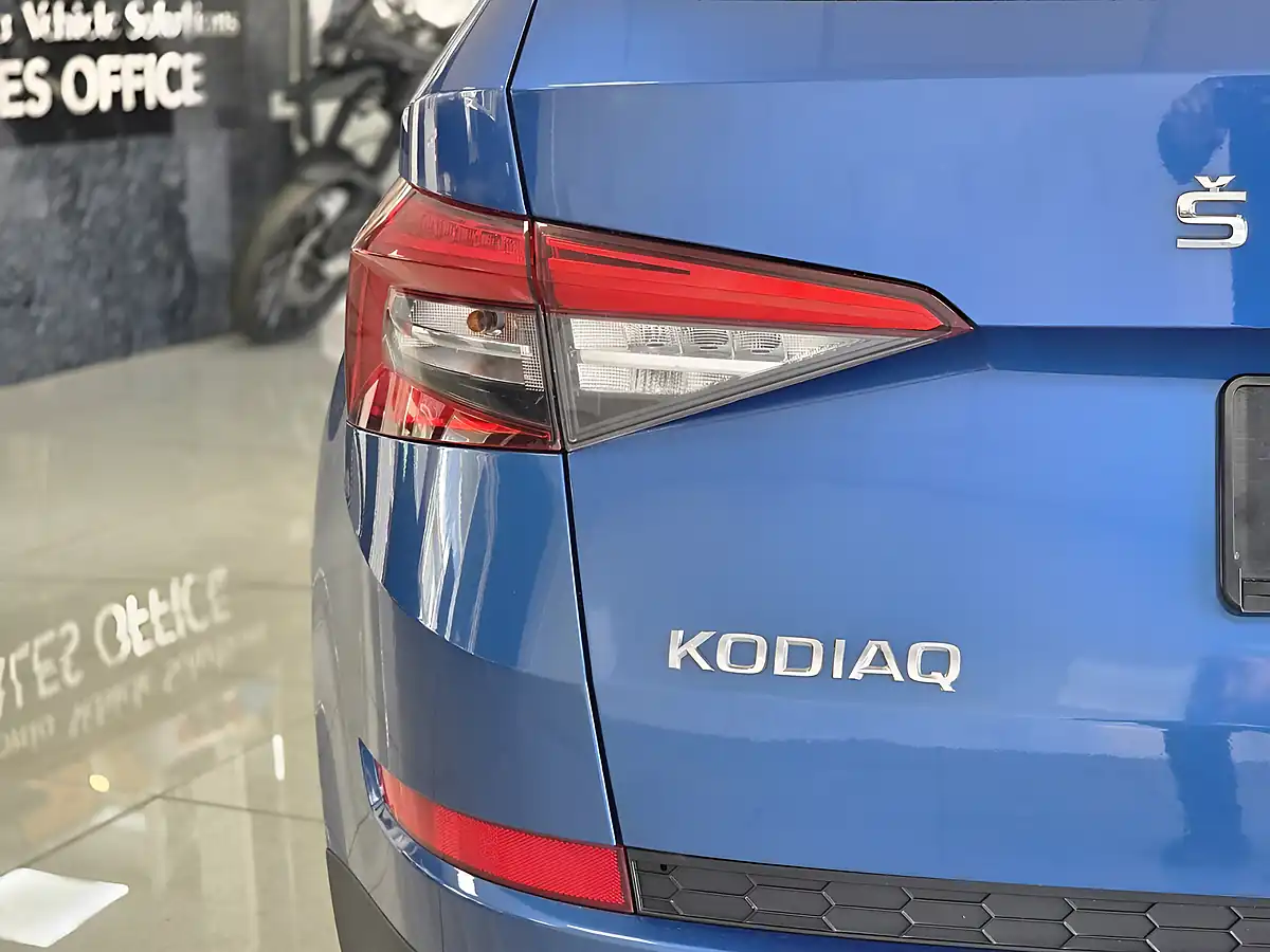 Used 2020 Skoda Kodiaq Se Blue - Interior and Exterior details 13