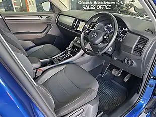 Used 2020 Skoda Kodiaq Se Blue - Interior and Exterior details 5