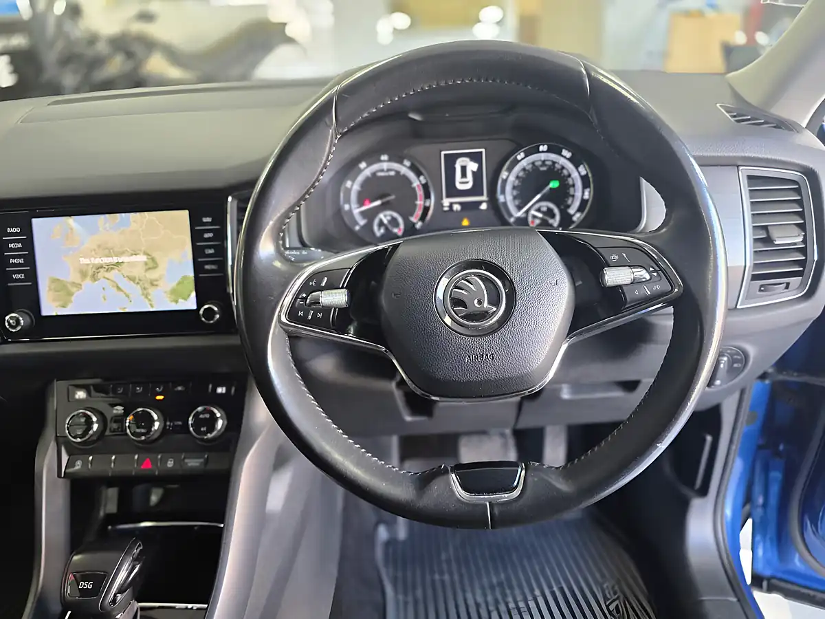 Used 2020 Skoda Kodiaq Se Blue - Interior and Exterior details 7