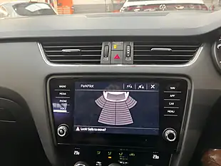 Used 2020 Skoda Octavia Se Drive Blue - Interior and Exterior details 5