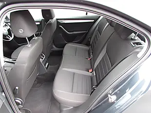 Used 2020 Skoda Octavia Se Drive Grey - Interior and Exterior details 10