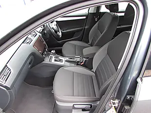 Used 2020 Skoda Octavia Se Drive Grey - Interior and Exterior details 9