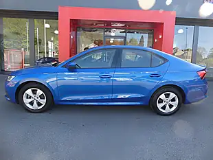Used 2020 Skoda Octavia Se First Edition Race Blue Metallic - Interior and Exterior details 7