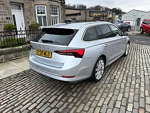 Used 2020 Skoda Octavia Se L First Edition Silver - Interior and Exterior details 5