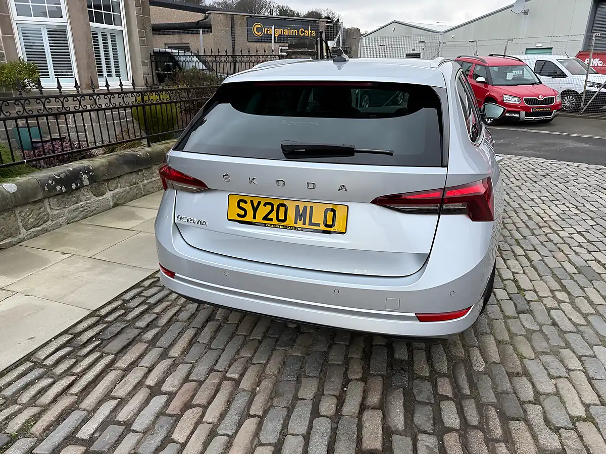 Used 2020 Skoda Octavia Se L First Edition Silver - Interior and Exterior details 9