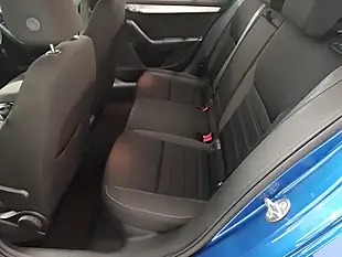 Used 2020 Skoda Octavia Se Technology Blue - Interior and Exterior details 13