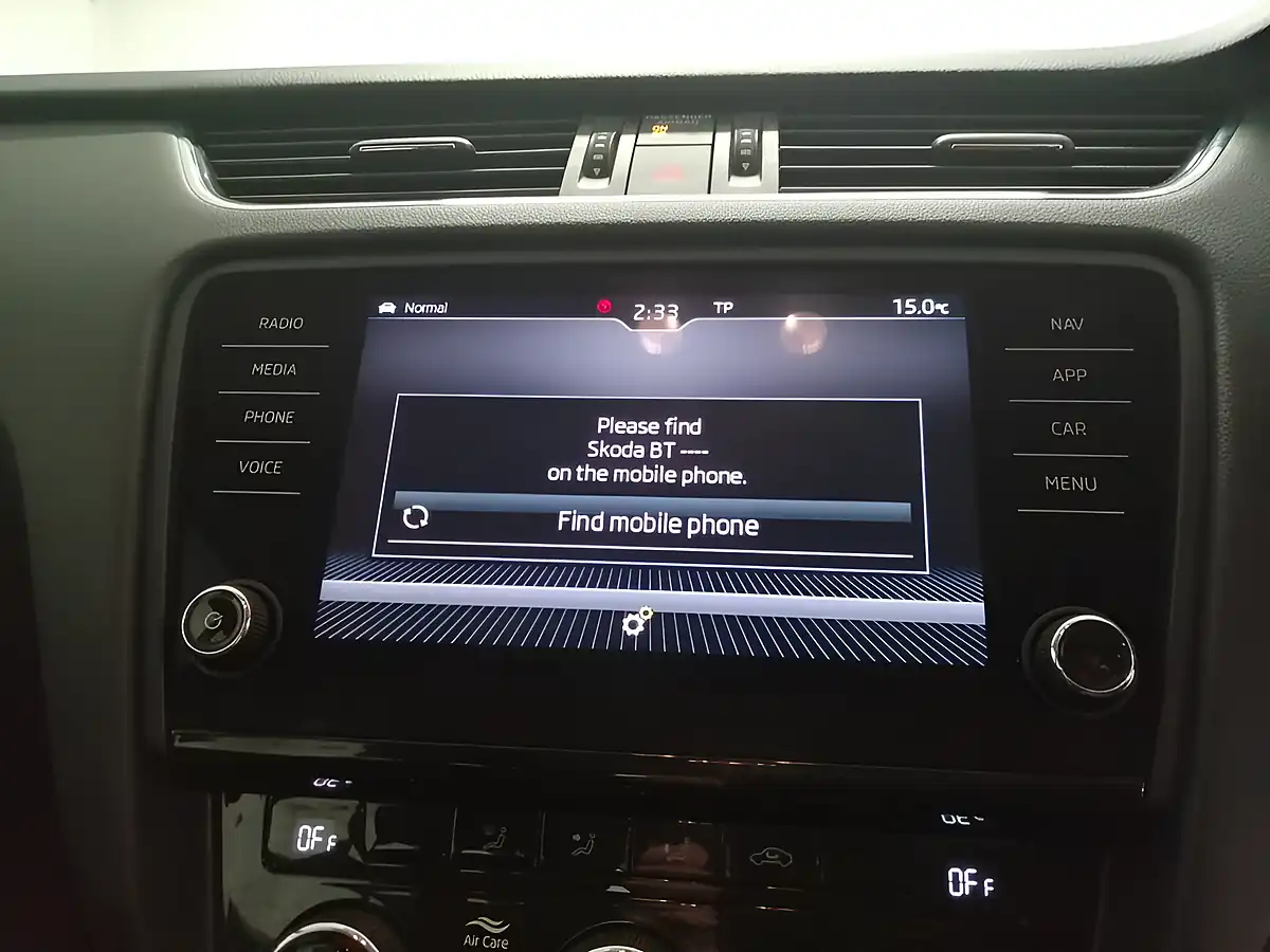Used 2020 Skoda Octavia Se Technology Blue - Interior and Exterior details 19