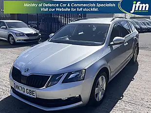 Used 2020 Skoda Octavia Se Technology Brilliant Silver Metallic - Interior and Exterior details 10