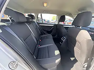 Used 2020 Skoda Octavia Se Technology Brilliant Silver Metallic - Interior and Exterior details 4