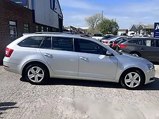 Used 2020 Skoda Octavia Se Technology Brilliant Silver Metallic - Interior and Exterior details 5