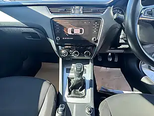 Used 2020 Skoda Octavia Se Technology Silver - Interior and Exterior details 14