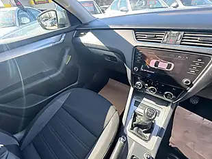 Used 2020 Skoda Octavia Se Technology Silver - Interior and Exterior details 15