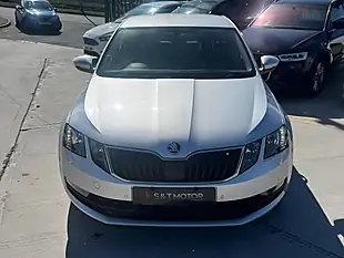 Used 2020 Skoda Octavia Se Technology Silver - Interior and Exterior details 2