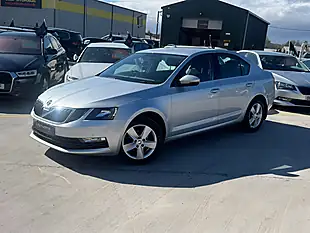 Used 2020 Skoda Octavia Se Technology Silver - Interior and Exterior details 3