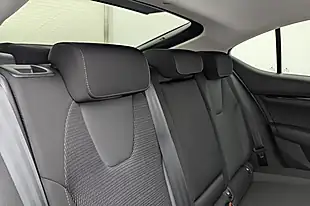 Used 2020 Skoda Octavia Se Technology White - Interior and Exterior details 18