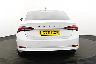 Used 2020 Skoda Octavia Se Technology White - Interior and Exterior details 5