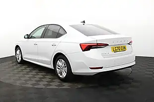Used 2020 Skoda Octavia Se Technology White - Interior and Exterior details 6