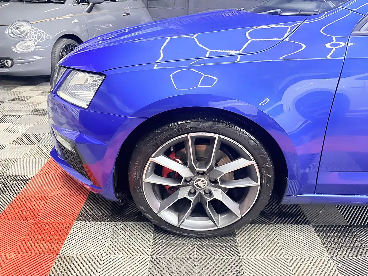 Used 2020 Skoda Octavia VRS Blue - Interior and Exterior details 12