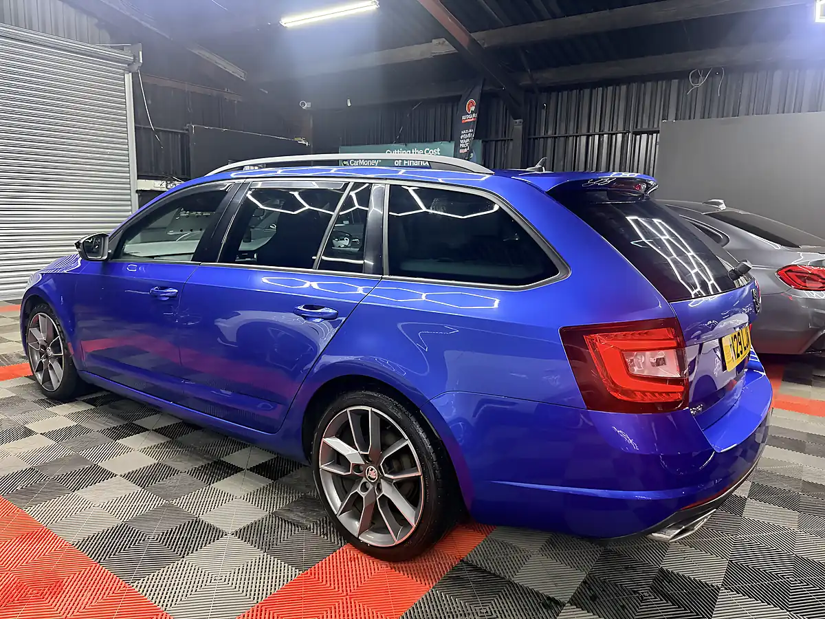 Used 2020 Skoda Octavia VRS Blue - Interior and Exterior details 5