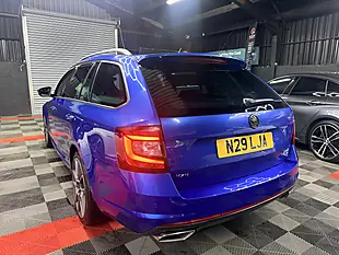 Used 2020 Skoda Octavia VRS Blue - Interior and Exterior details 6