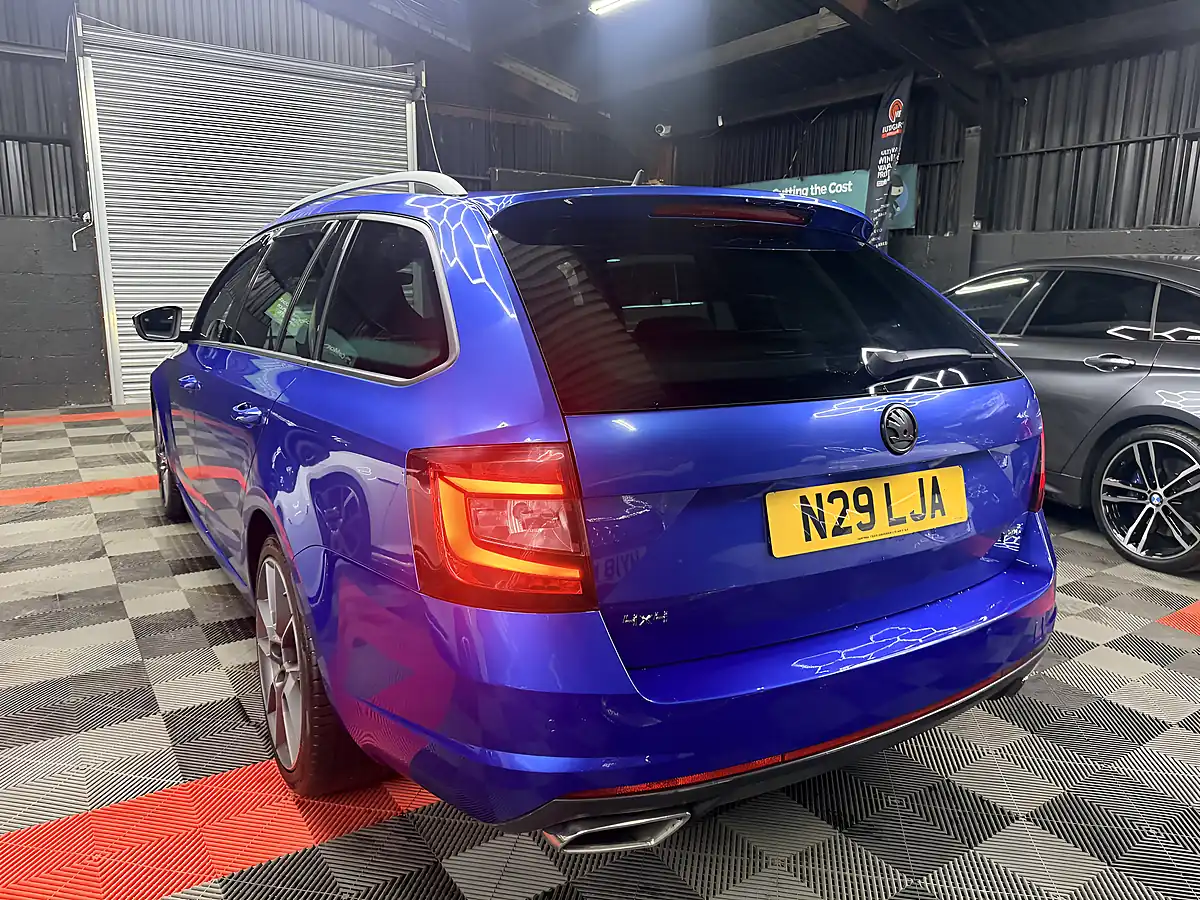 Used 2020 Skoda Octavia VRS Blue - Interior and Exterior details 6