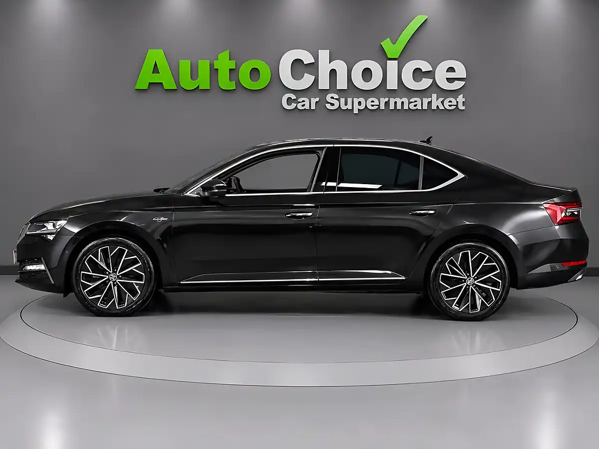 Used 2020 Skoda Superb Laurin & Klement Black - Interior and Exterior details 4