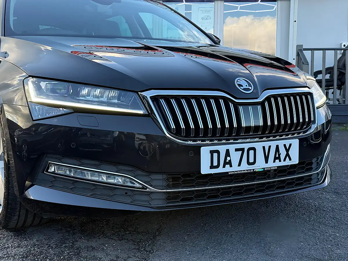 Used 2020 Skoda Superb Se L Black - Interior and Exterior details 9