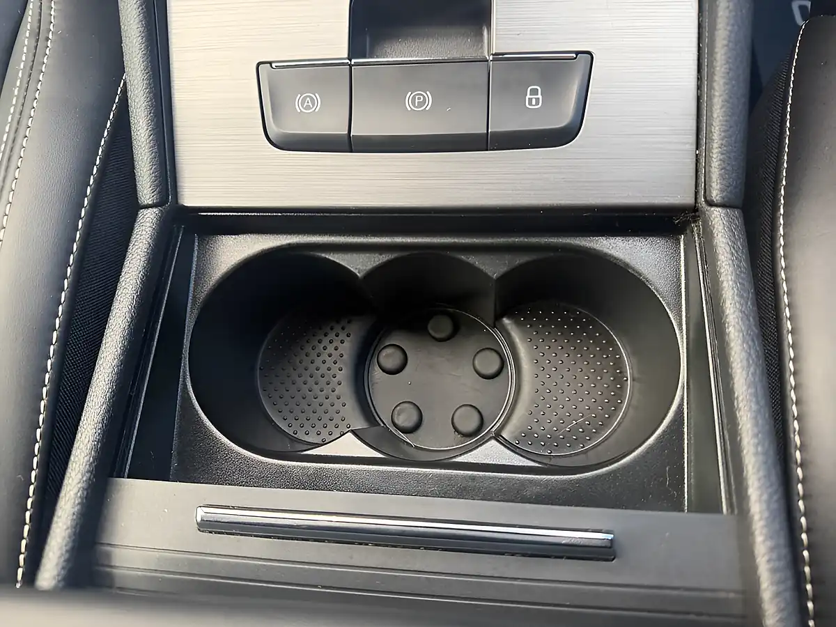Used 2020 Skoda Superb Se L Emerald Green - Interior and Exterior details 14