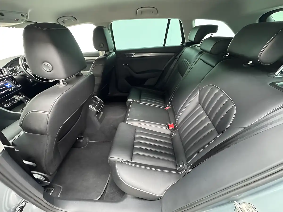 Used 2020 Skoda Superb Se L Grey - Interior and Exterior details 13