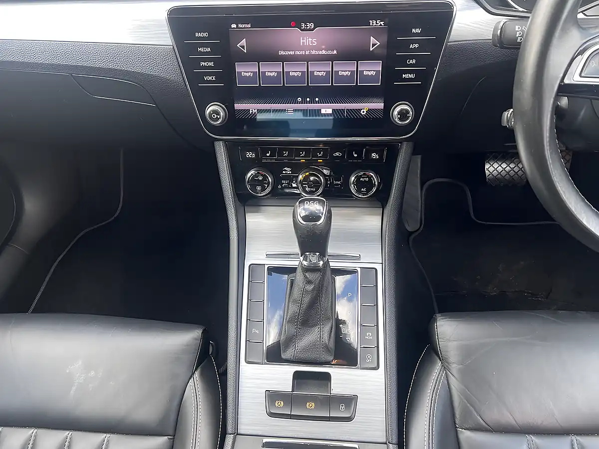 Used 2020 Skoda Superb Se Technology Quartz Grey Met - Interior and Exterior details 13