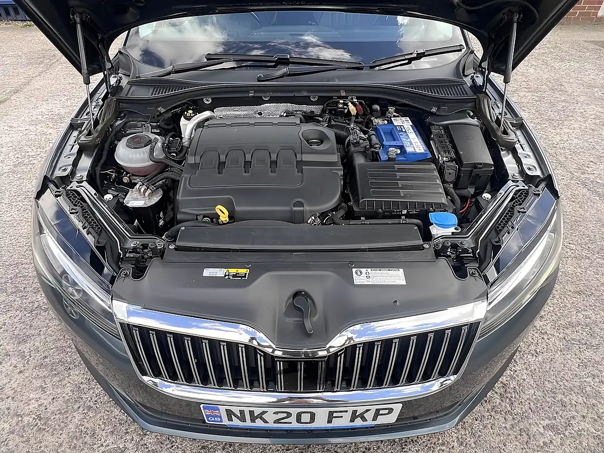Used 2020 Skoda Superb Se Technology Quartz Grey Met - Interior and Exterior details 20