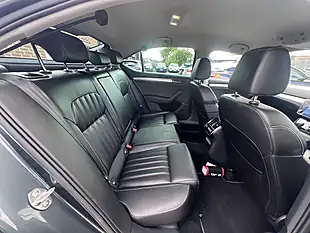 Used 2020 Skoda Superb Se Technology Quartz Grey Met - Interior and Exterior details 4