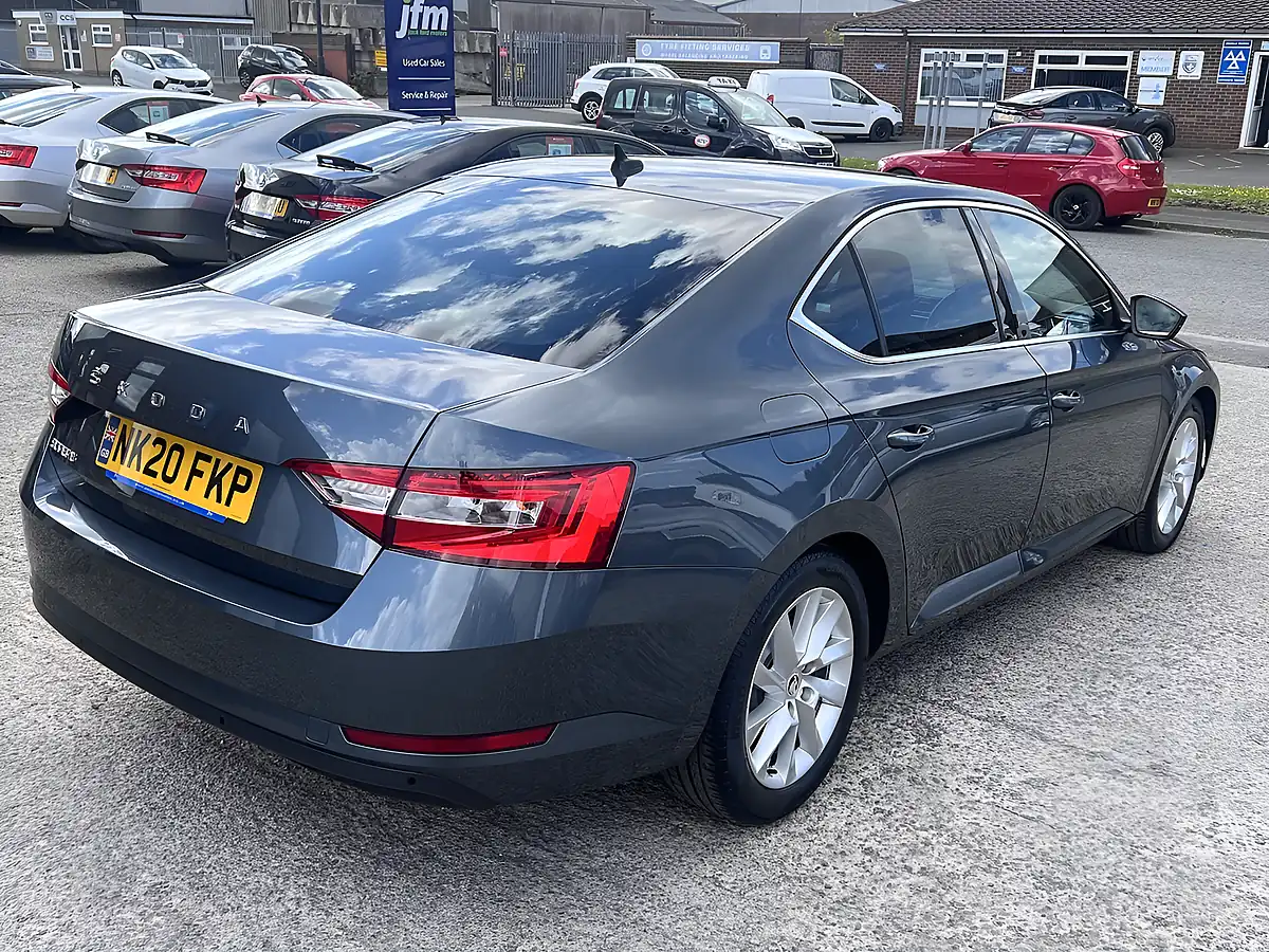Used 2020 Skoda Superb Se Technology Quartz Grey Met - Interior and Exterior details 6
