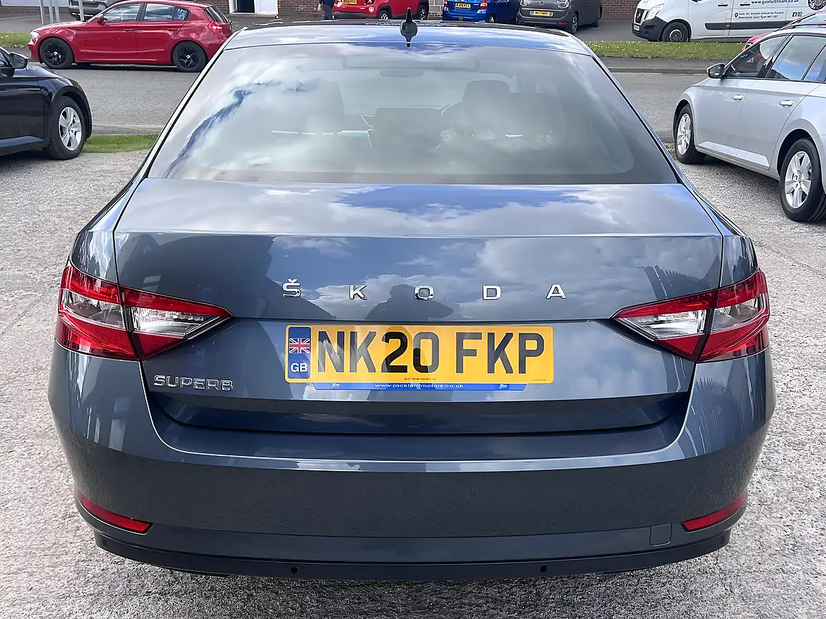 Used 2020 Skoda Superb Se Technology Quartz Grey Met - Interior and Exterior details 7
