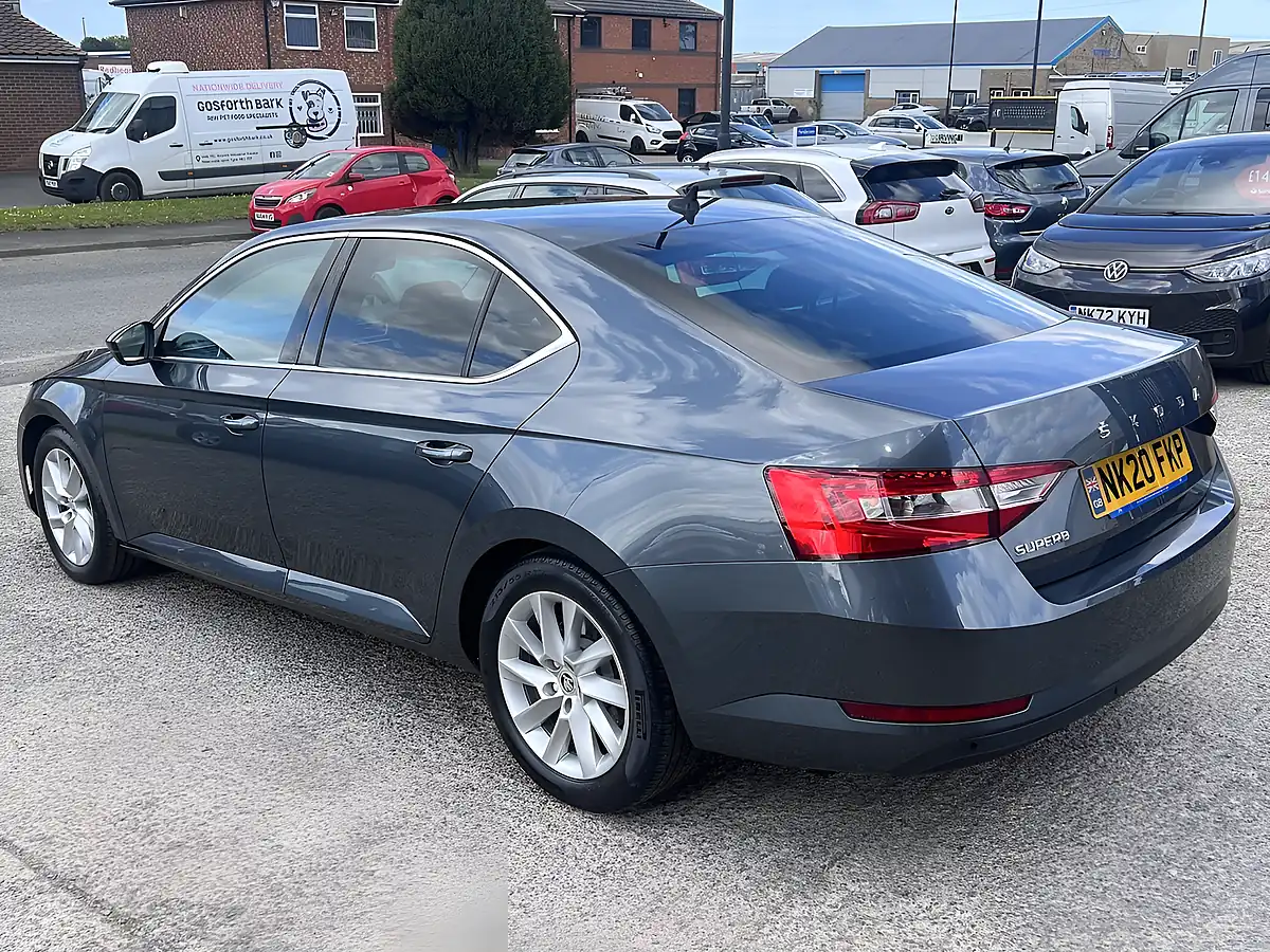 Used 2020 Skoda Superb Se Technology Quartz Grey Met - Interior and Exterior details 8