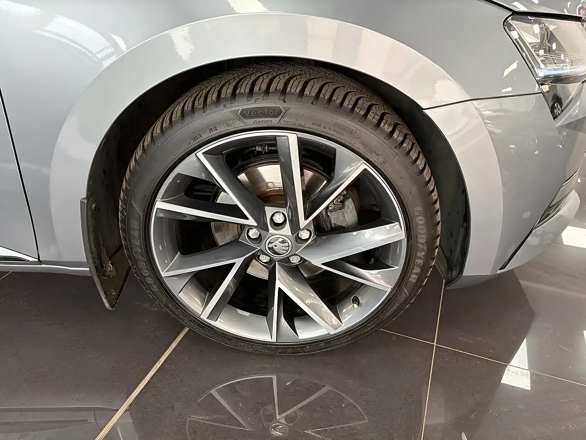 Used 2020 Skoda Superb Sportline Plus Grey - Interior and Exterior details 16