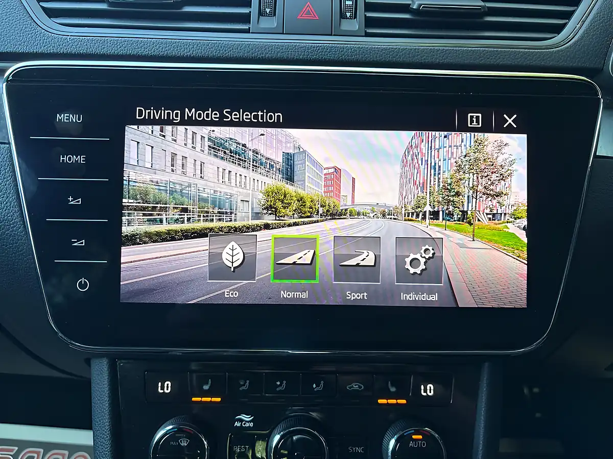 Used 2020 Skoda Superb Sportline Plus Silver - Interior and Exterior details 20