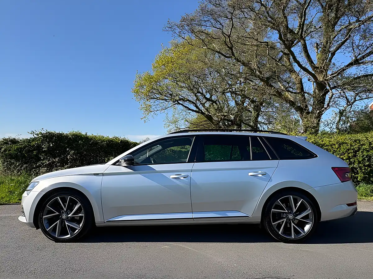Used 2020 Skoda Superb Sportline Plus Silver - Interior and Exterior details 4