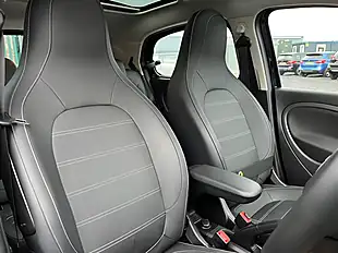 Used 2020 Smart Forfour Prime Exclusive Black - Interior and Exterior details 12