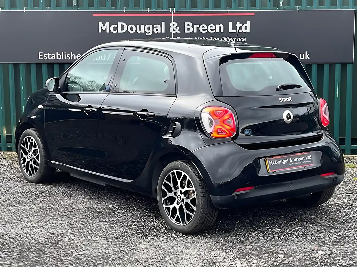Used 2020 Smart Forfour Prime Exclusive Black - Interior and Exterior details 3
