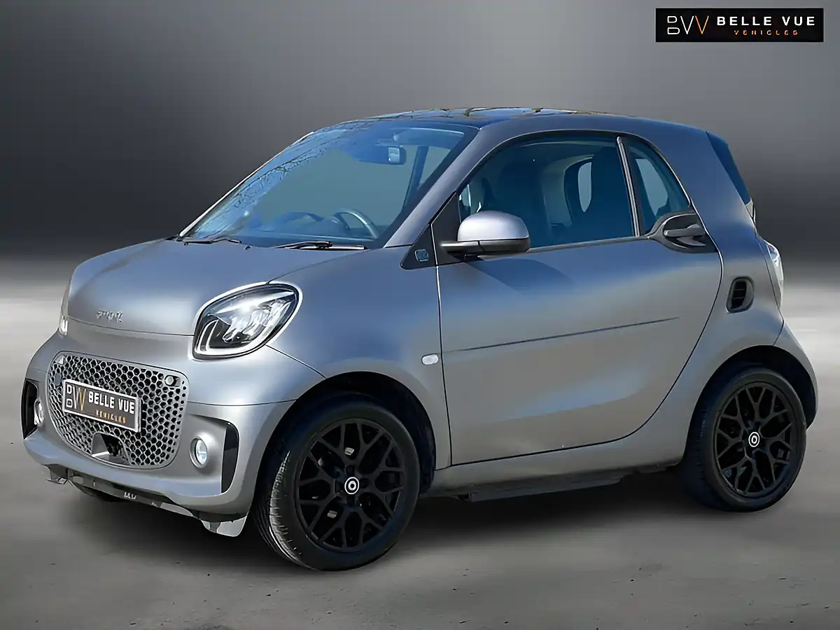 Used 2020 Smart Fortwo Coupe Prime Exclusive Titania Grey - Interior and Exterior details 11