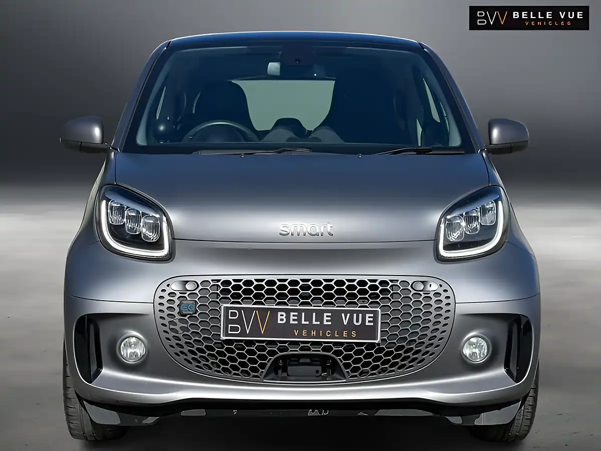 Used 2020 Smart Fortwo Coupe Prime Exclusive Titania Grey - Interior and Exterior details 13
