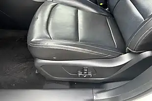 Used 2020 Ssangyong Korando Ultimate White - Interior and Exterior details 7