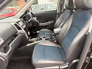 Used 2020 Ssangyong Tivoli Elx Black - Interior and Exterior details 10